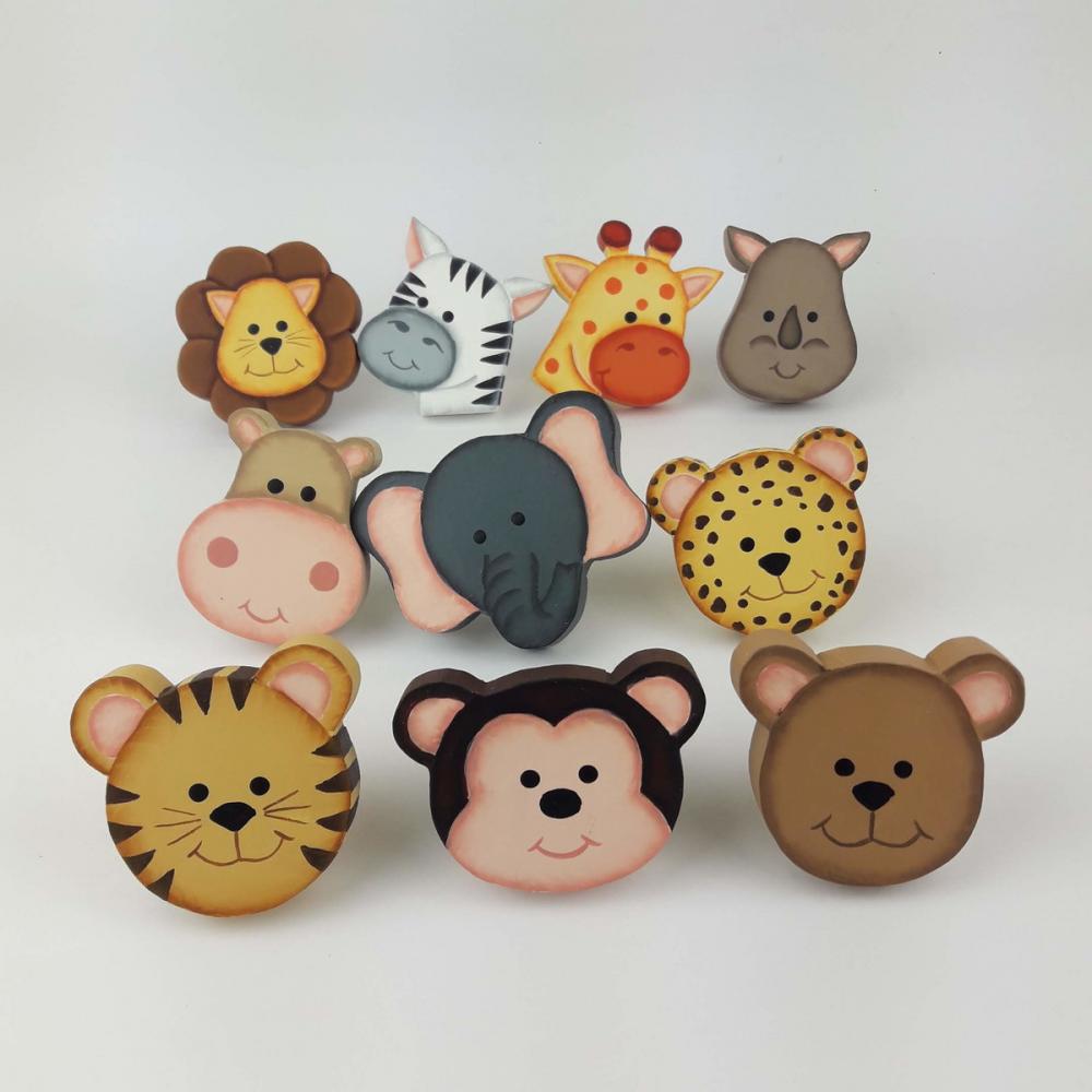 Puxadores bichinhos safari para decoração de bebê