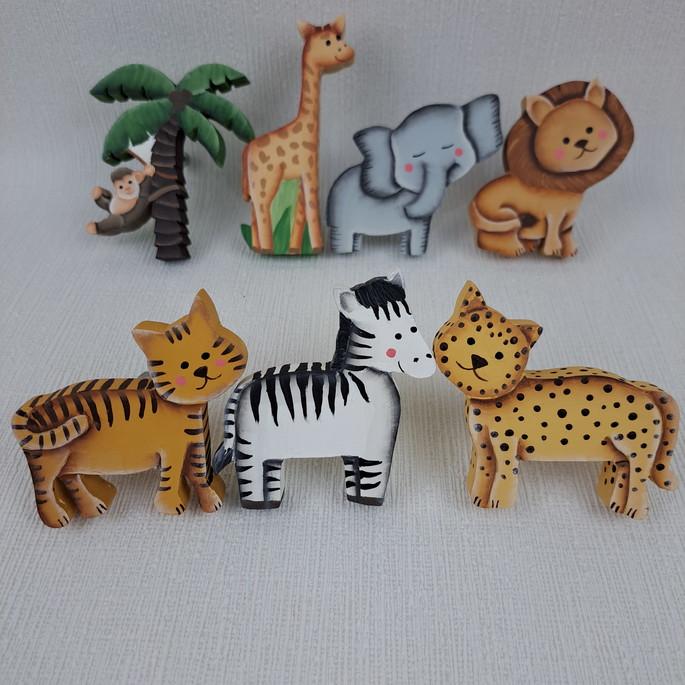 Puxadores bichinhos safari para decoração de bebê