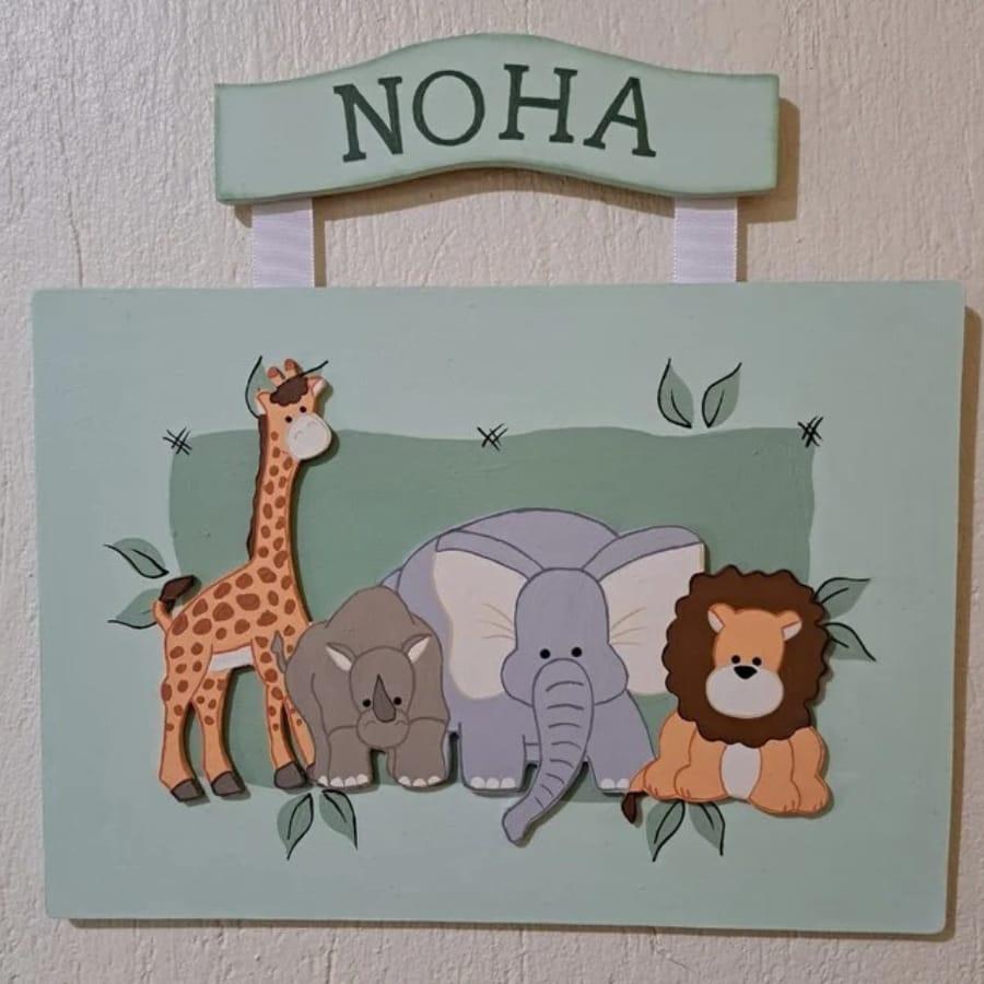 Enfeite de porta maternidade safari para decoração de quarto de