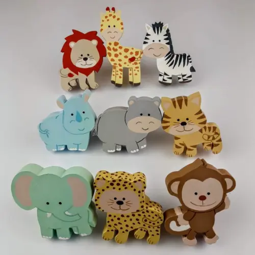 Puxadores bichinhos safari para decoração de bebê