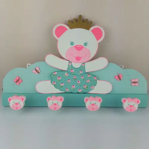 Cabideiro de ursinha para decoração de quarto de menina