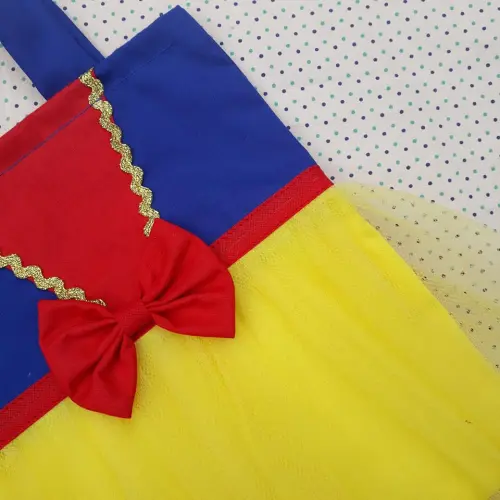 Sacolinha branca de neve para lembrancinha aniversário