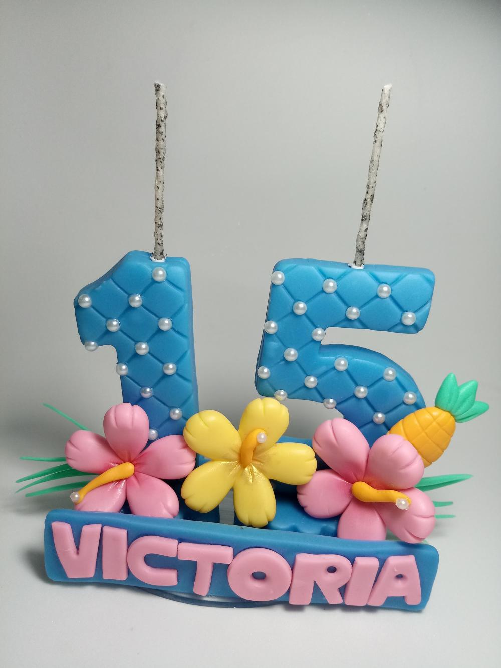 Vela em Biscuit 15 anos tema tropical