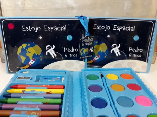 Lembrancinha astronauta estojo de pintura 31 itens personalizado