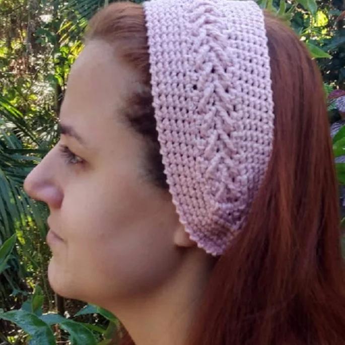 Faixa para cabelo em crochê - headband - flecha - rosê