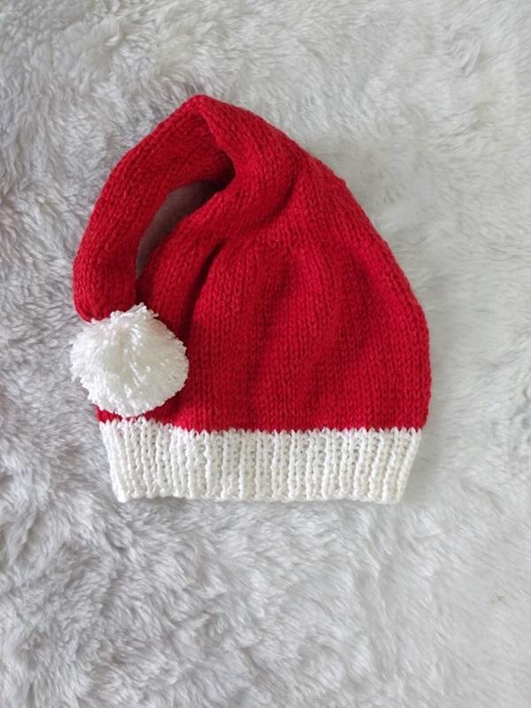 Gorro papai noel infantil em tricô