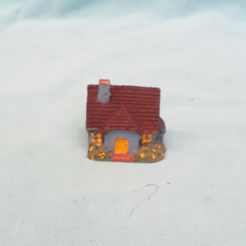 Casinha miniatura para terrário