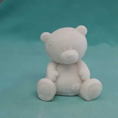 Urso sentado de resina