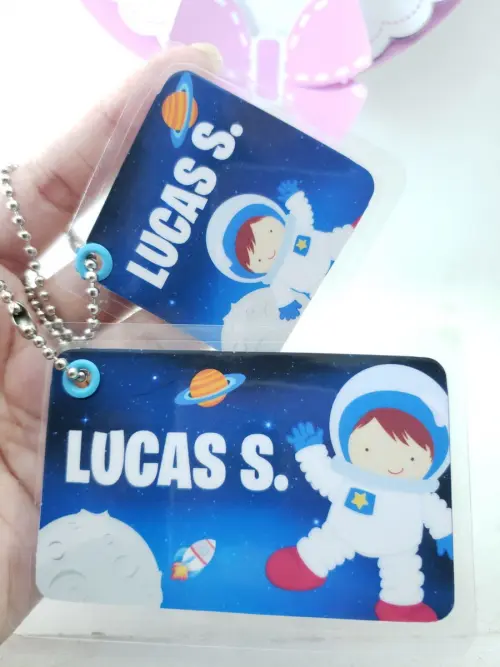 Tag Chaveiro Escolar Astronauta para Mochila e Lancheira