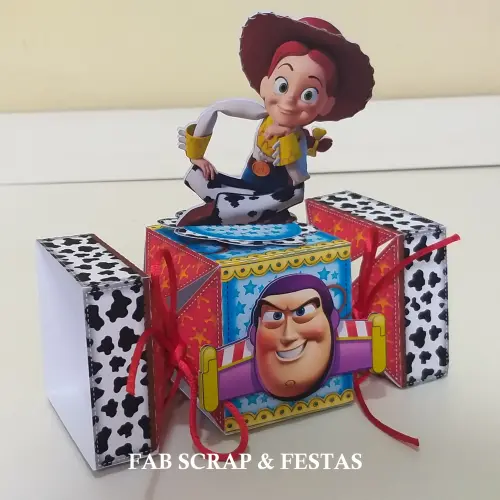 CAIXA BALA TOY STORY