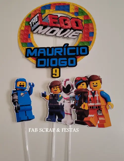 TOPO DE BOLO LEGO MOVIE