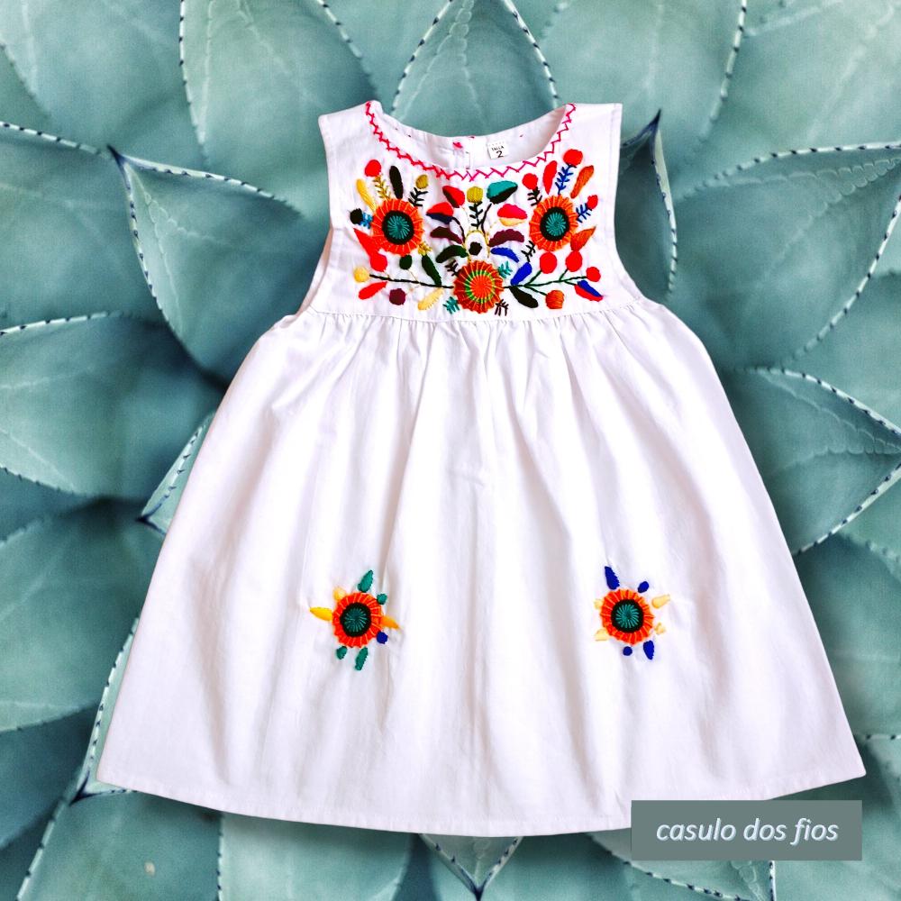 Vestido Mexicano Infantil Bordado bordado a mão