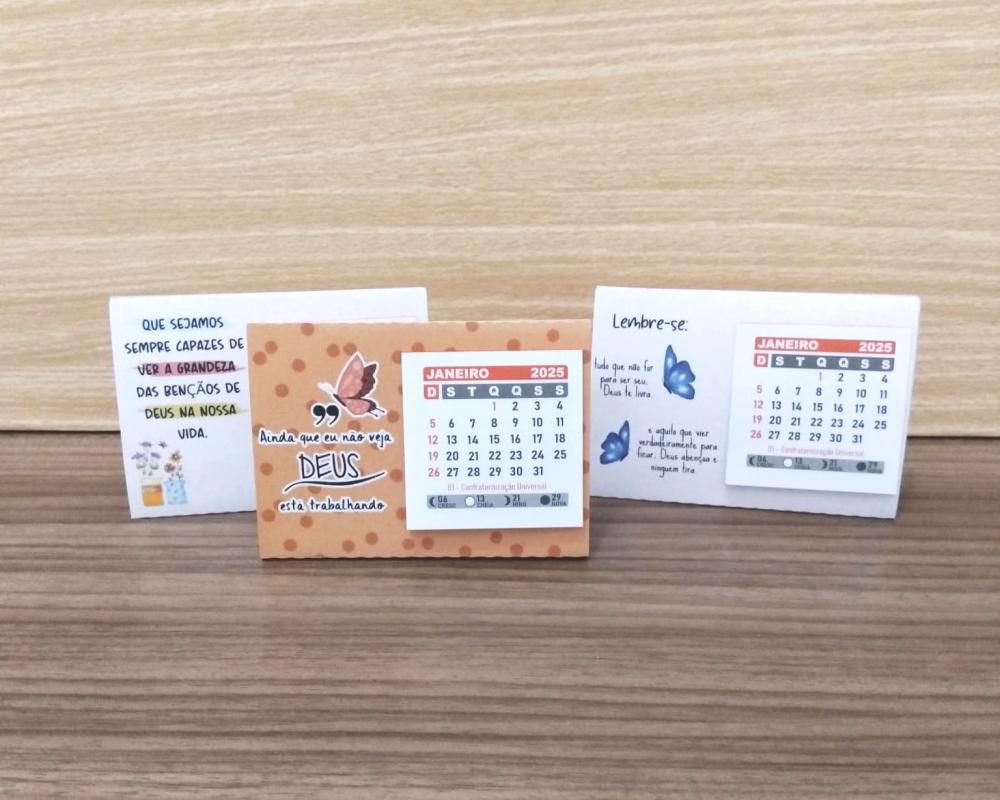 mini calendário de mesa lembrancinha