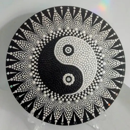 Mandala Yin-yang 30cm mdf Pontilhismo. Não Acompanha Suporte