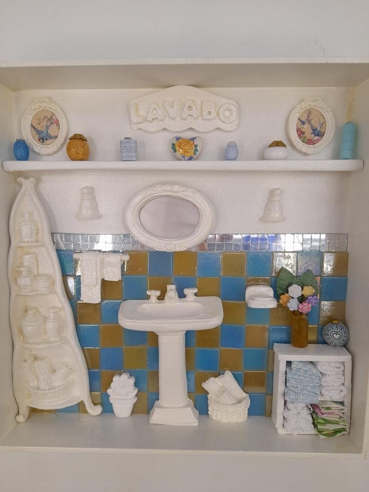 Quadro para Lavabo em mdf com Pastilhas Azul e Bege