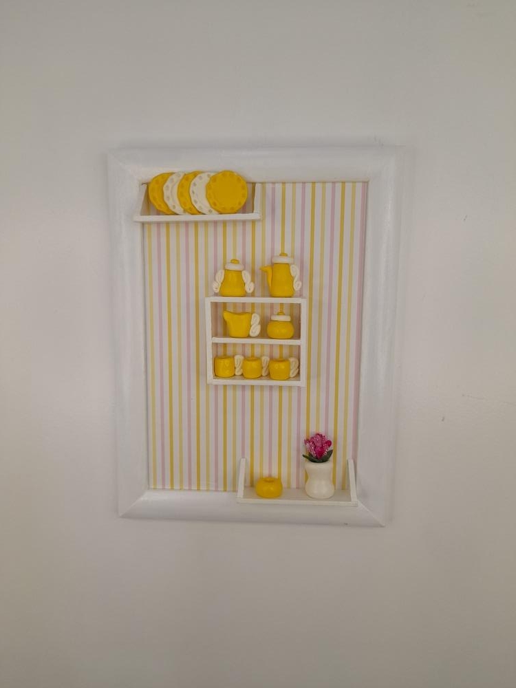 Placa Cenário Cozinha Branco e Amarelo