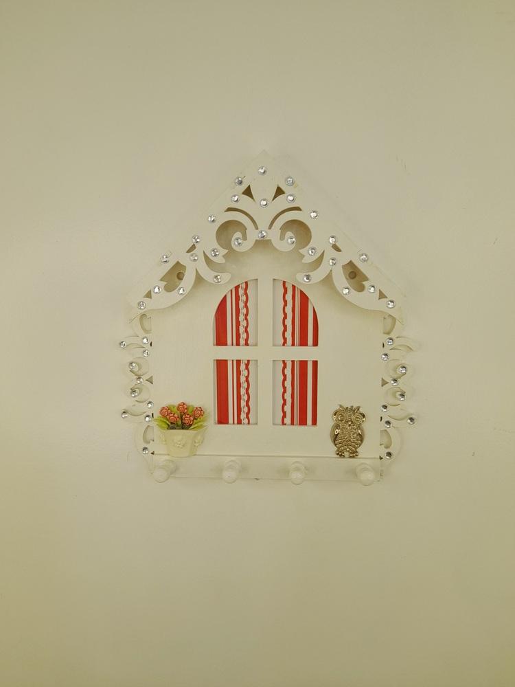 Porta Chave em mdf Branca Decorado com Flores