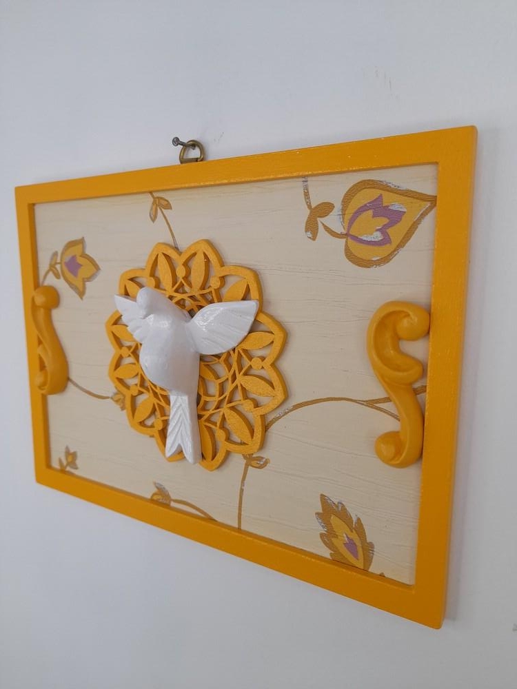 Divino em Quadro de mdf Amarelo com Mandala