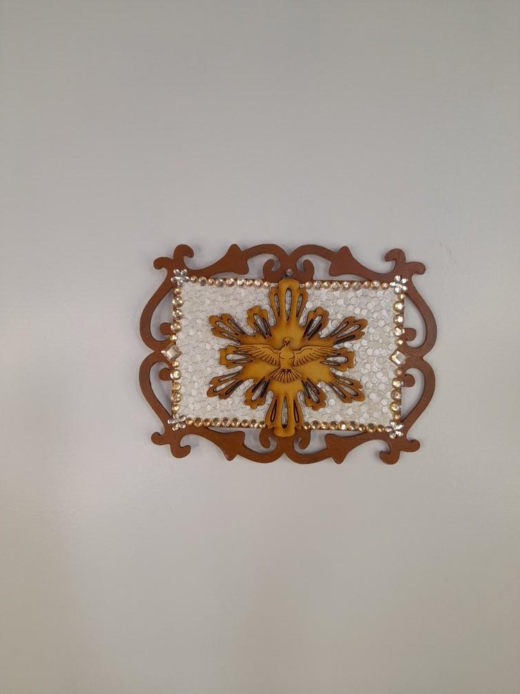 Placa em mdf Decorado com Divino Espirito Santo