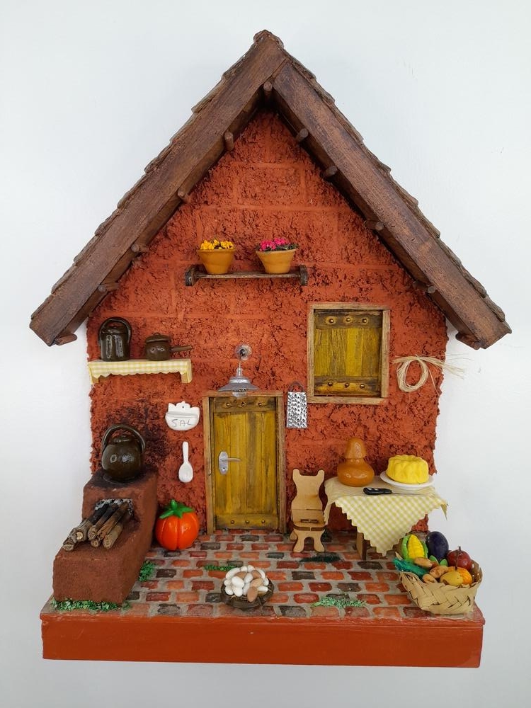 Casa Rústica com Cenário em Miniaturas