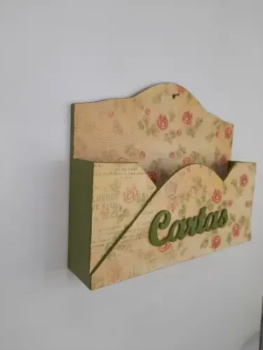 Porta Carta em mdf Verde e Marfim com Detalhe Florido