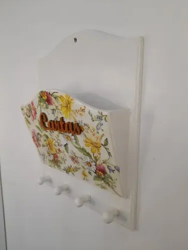 Porta Carta / Chave em mdf Branco Detalhe Floral