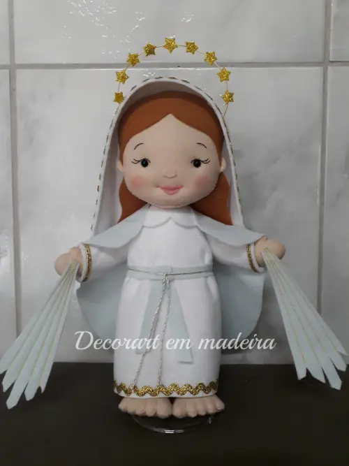 Nossa Senhora das Graças boneca santinha feltro