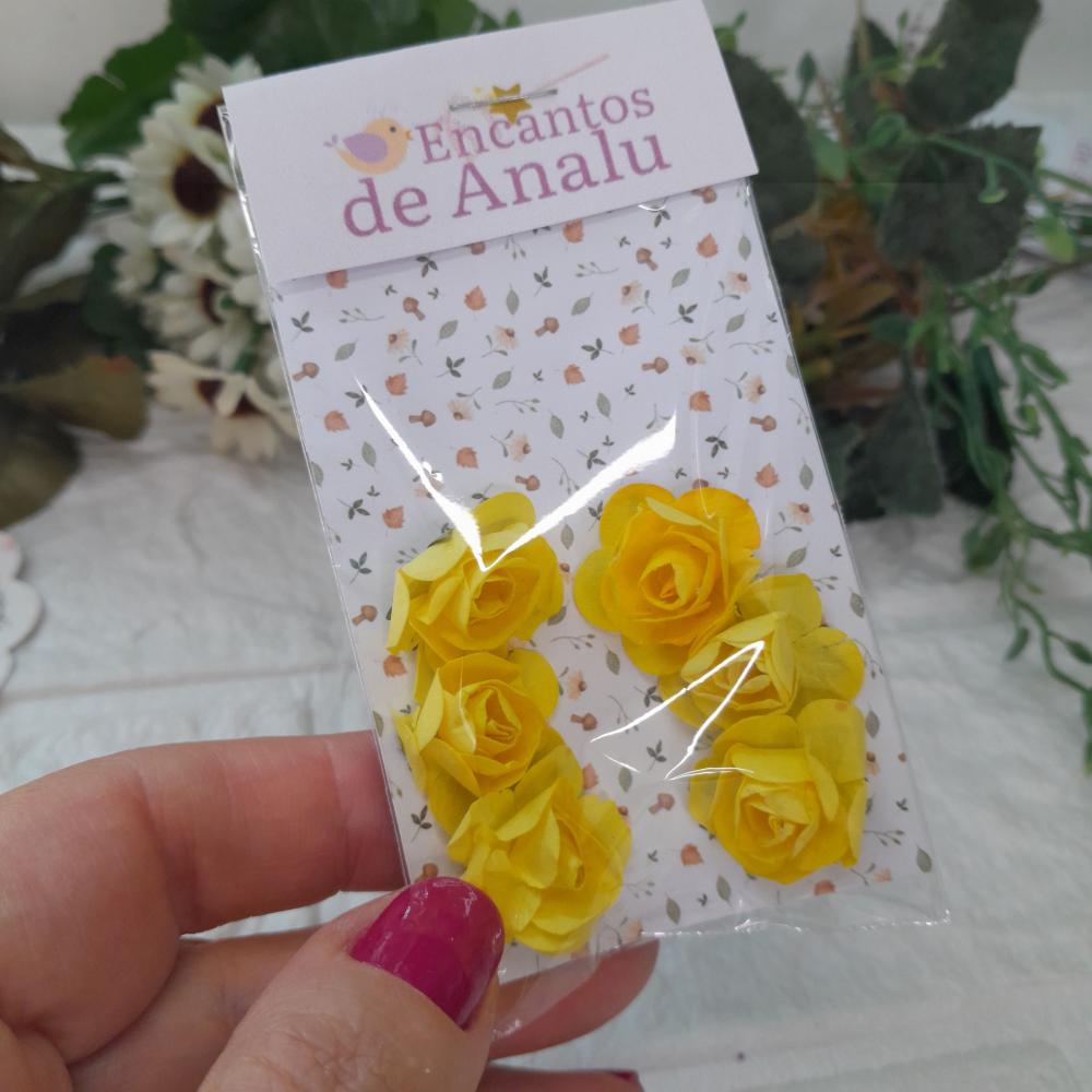 Flores de Papel Amarela - cartela com 6 unidades