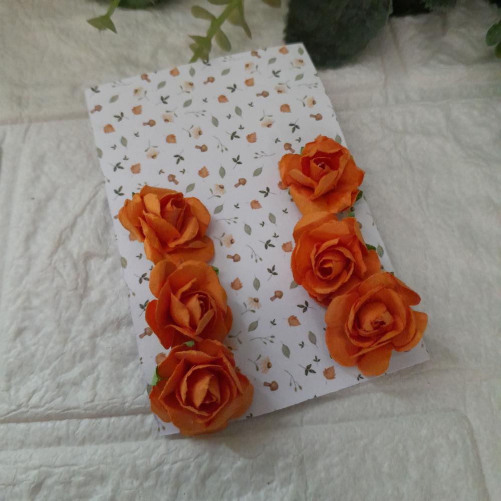 Flores de Papel cor nude - cartela com 6 unidades