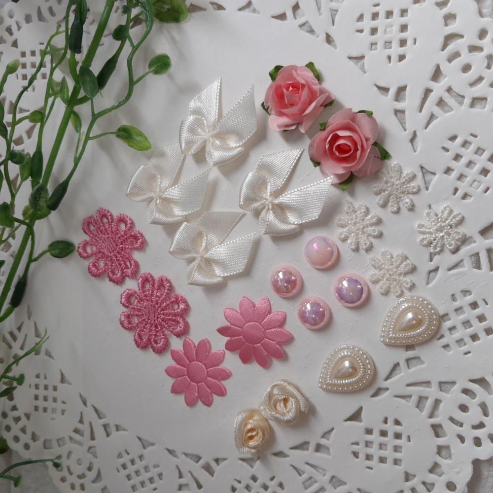 Kit de Embellishments para Artesanato e Scrapbook tons de rosa e 