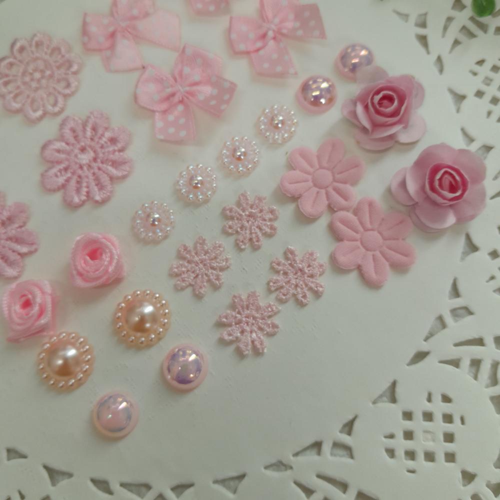 Kit de Embellishments para Artesanato e Scrapbook - Tons de Rosa