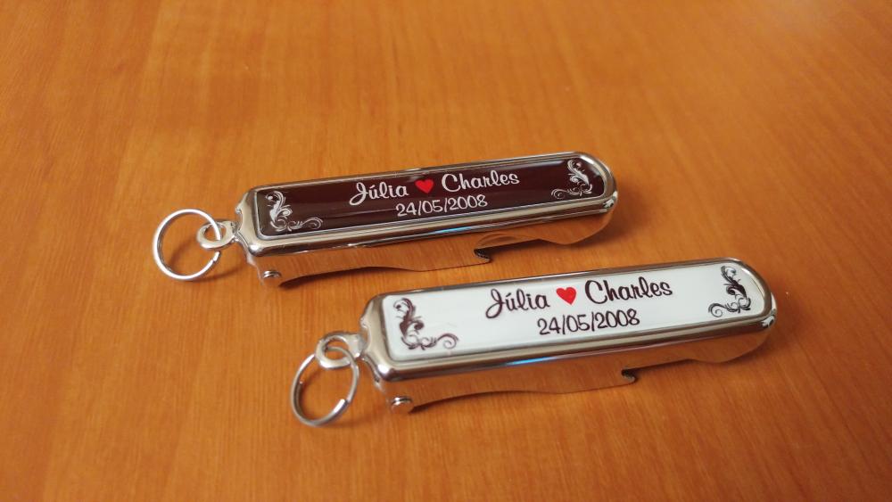 Lembrancinha Chaveiros personalizados cortador de unhas e abridor