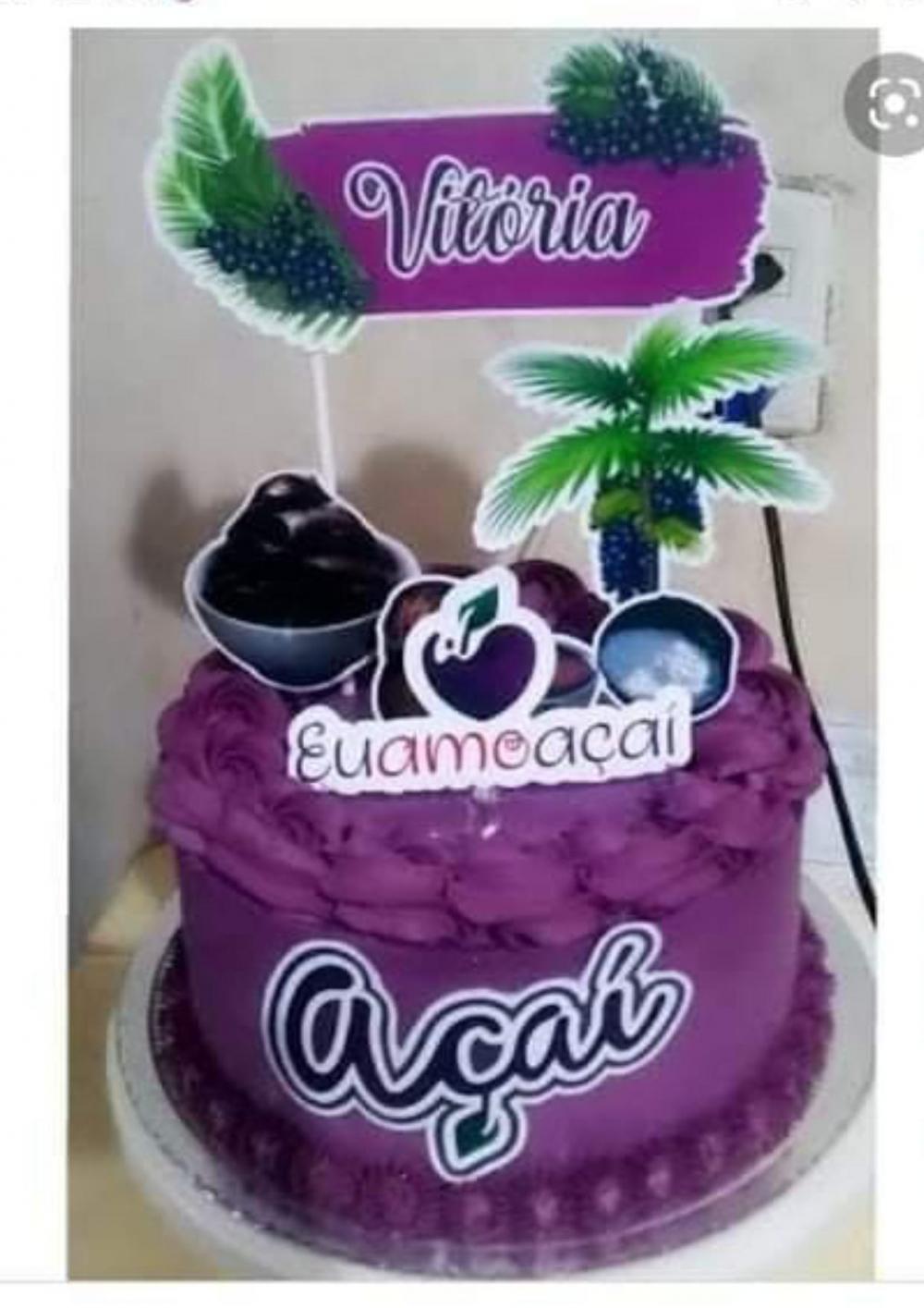 Topo de Bolo Açaí