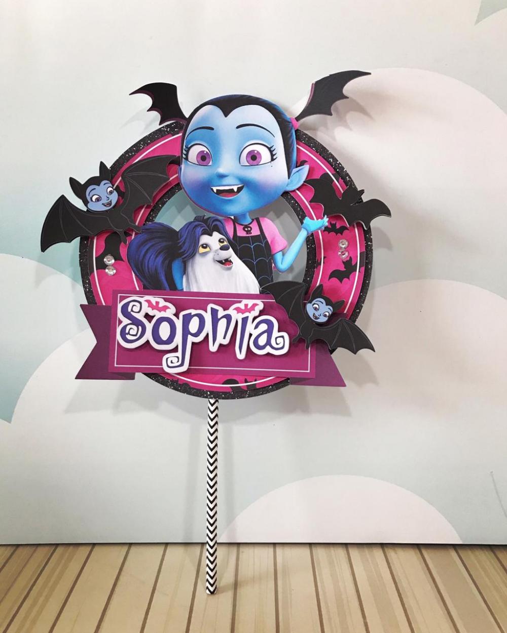 Topo de bolo Vampirina