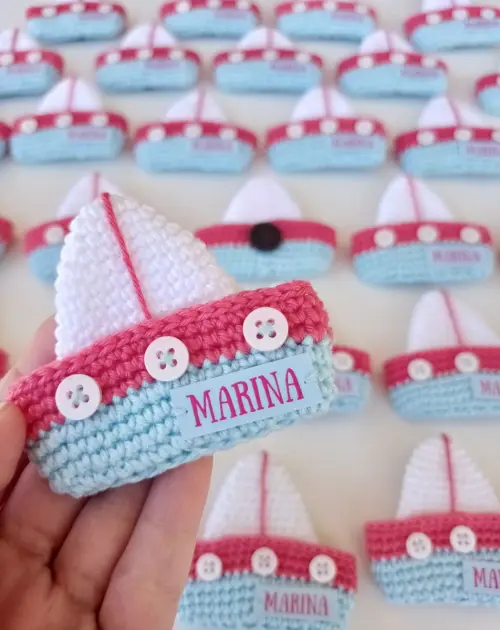 Lembrancinha ímã Barco, Barquinho Amigurumi