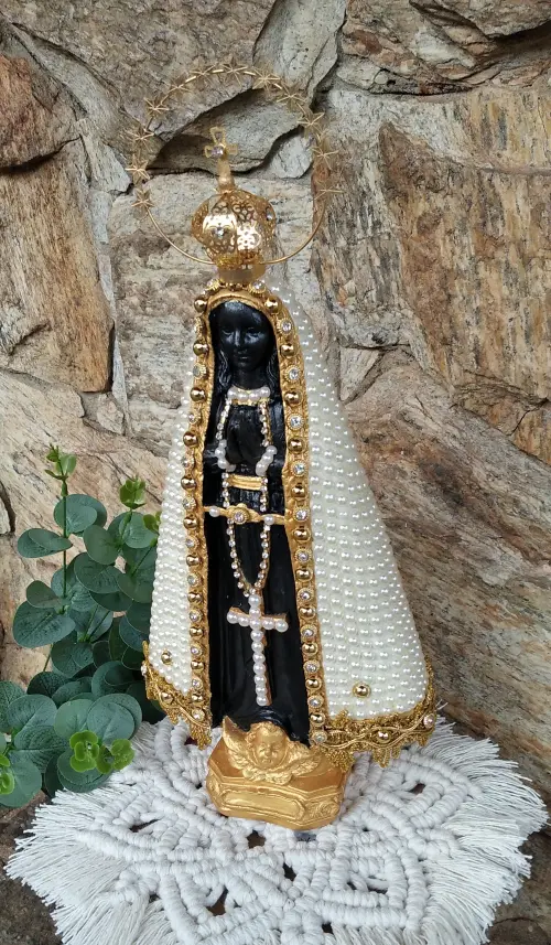 Nossa Senhora Aparecida com Cora de Metal