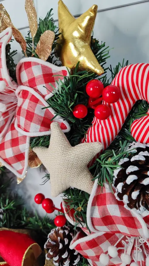 Guirlanda de Natal Flores Xadrez Vermelho e Branco