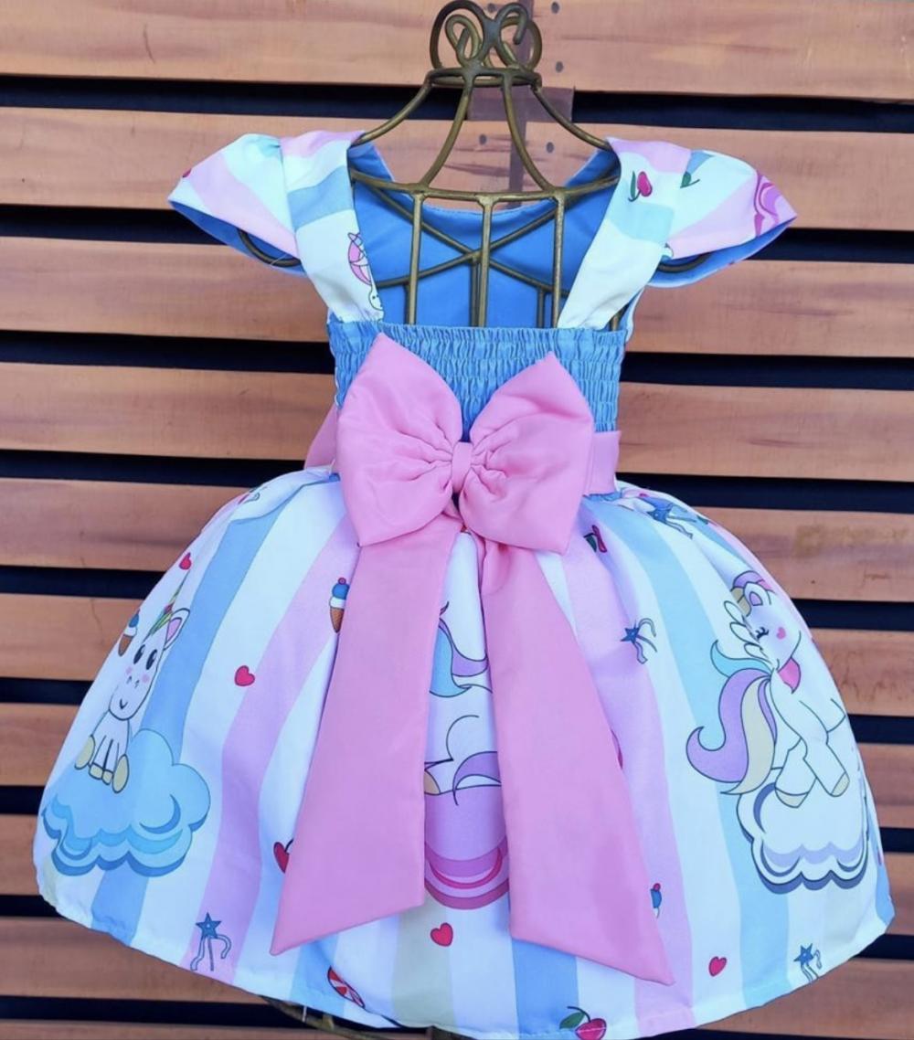 Vestido temático infantil