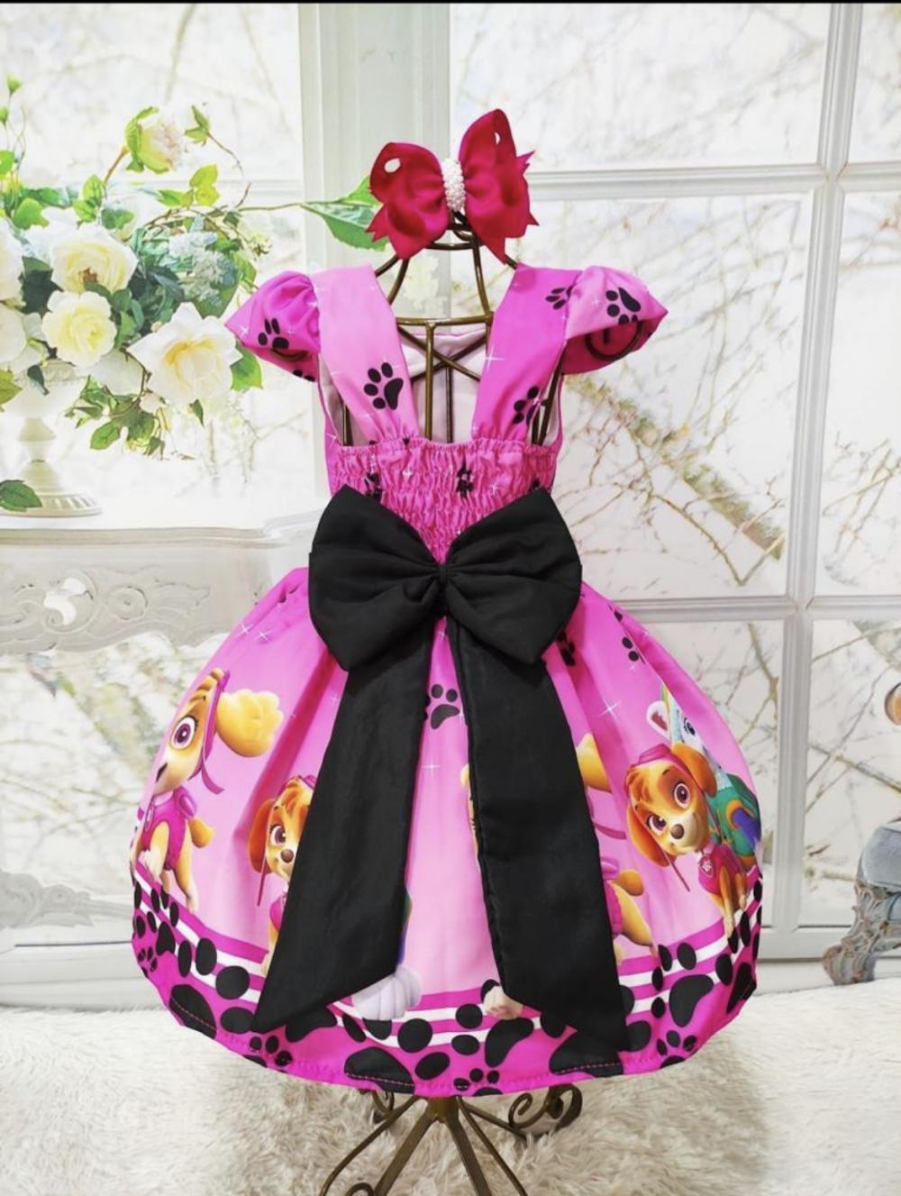 Vestido temático infantil