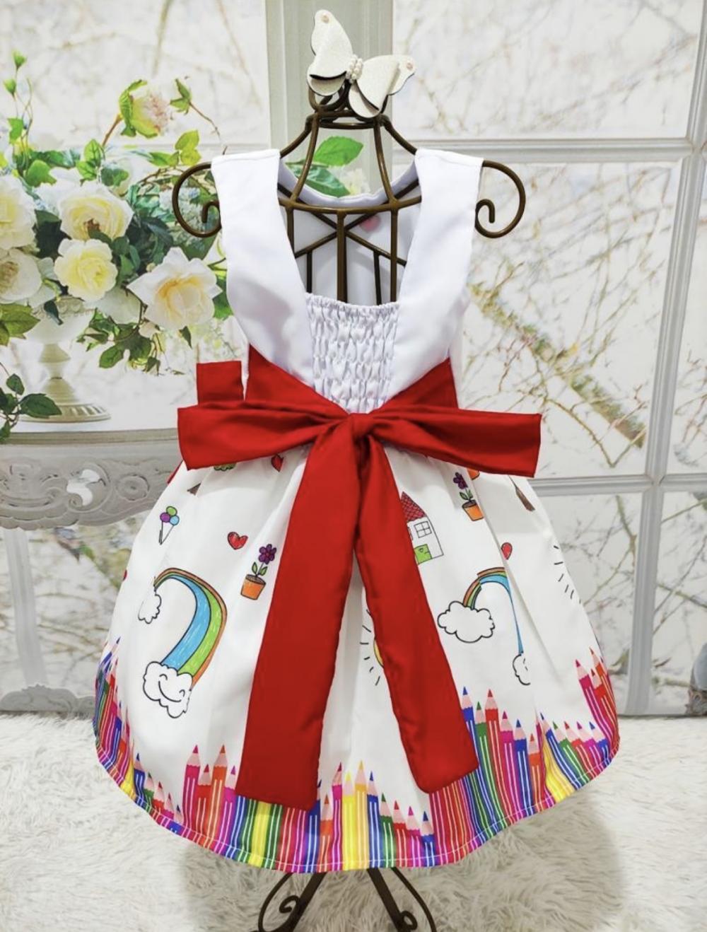 Vestido temático infantil