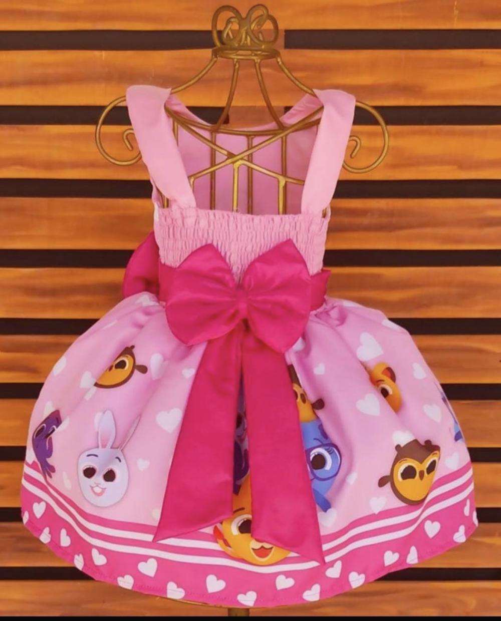 Vestido temático infantil