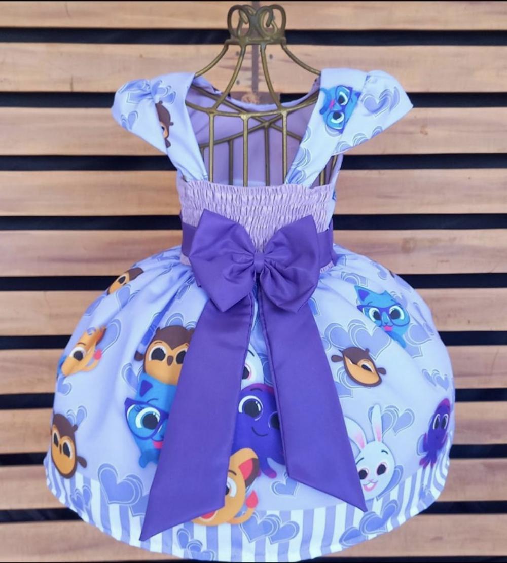 Vestido temático infantil